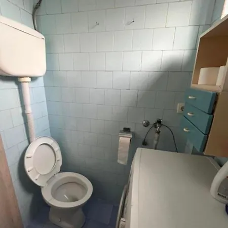 Andja Aktivan Profil Apartment Laktasi